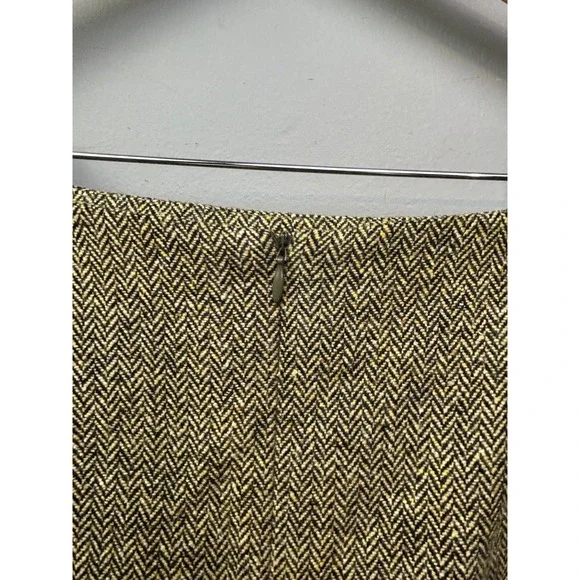 Anna Risca Skirt Womens Medium Green Tweed Herringbone Ruffle Hem Mini Academia - Picture 8 of 9